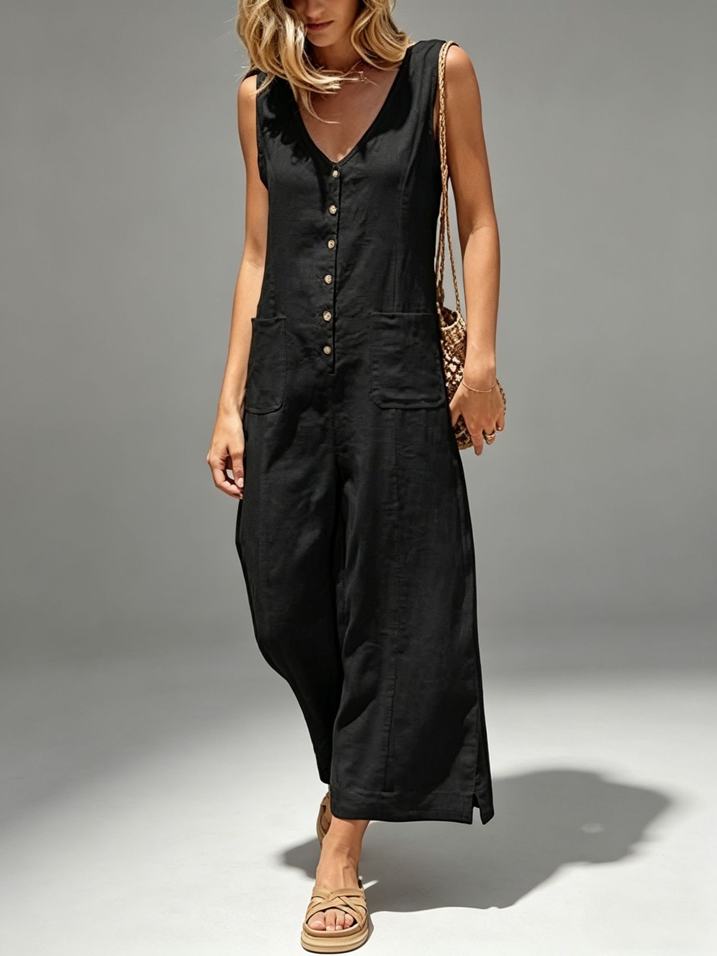 Women's Button-Front Sleeveless Wide-Leg Jumpsuit with Pockets