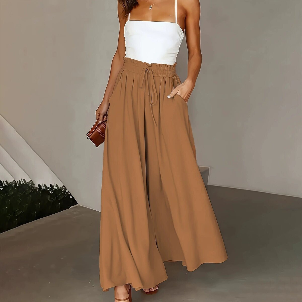 Women's Wide-Leg Pants with Cinched Waist and Flowing Hem