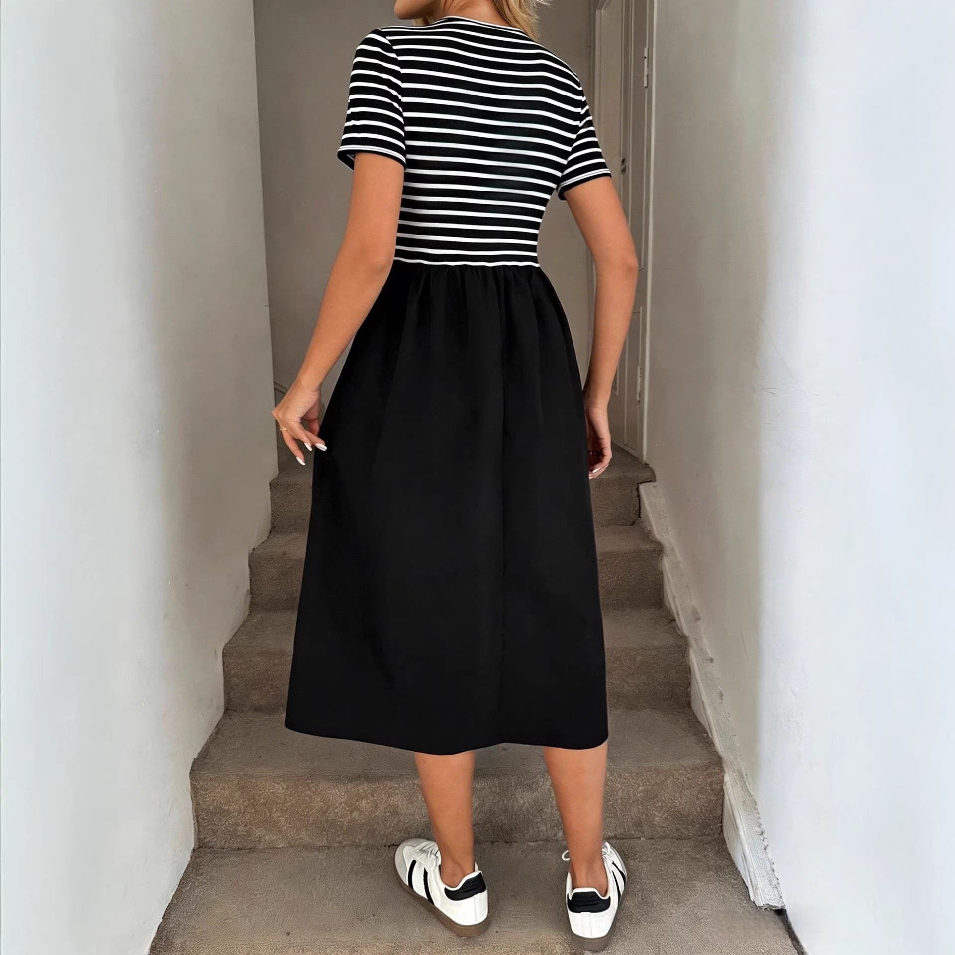 Retro Crewneck High-Waist Ruched Colorblock Striped Tank Dress
