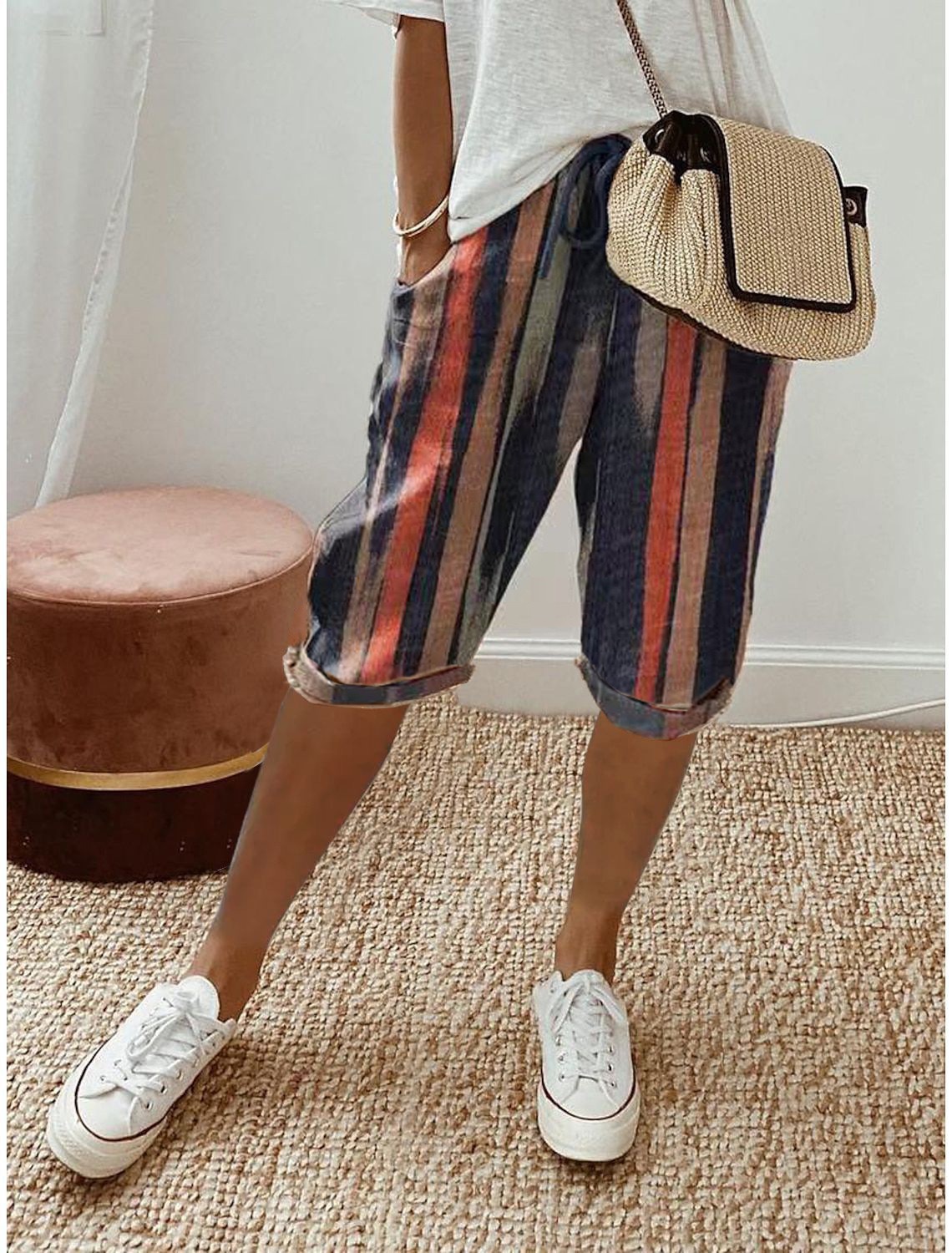 Women's Cotton Linen Elastic Waist Casual Shorts with Pockets