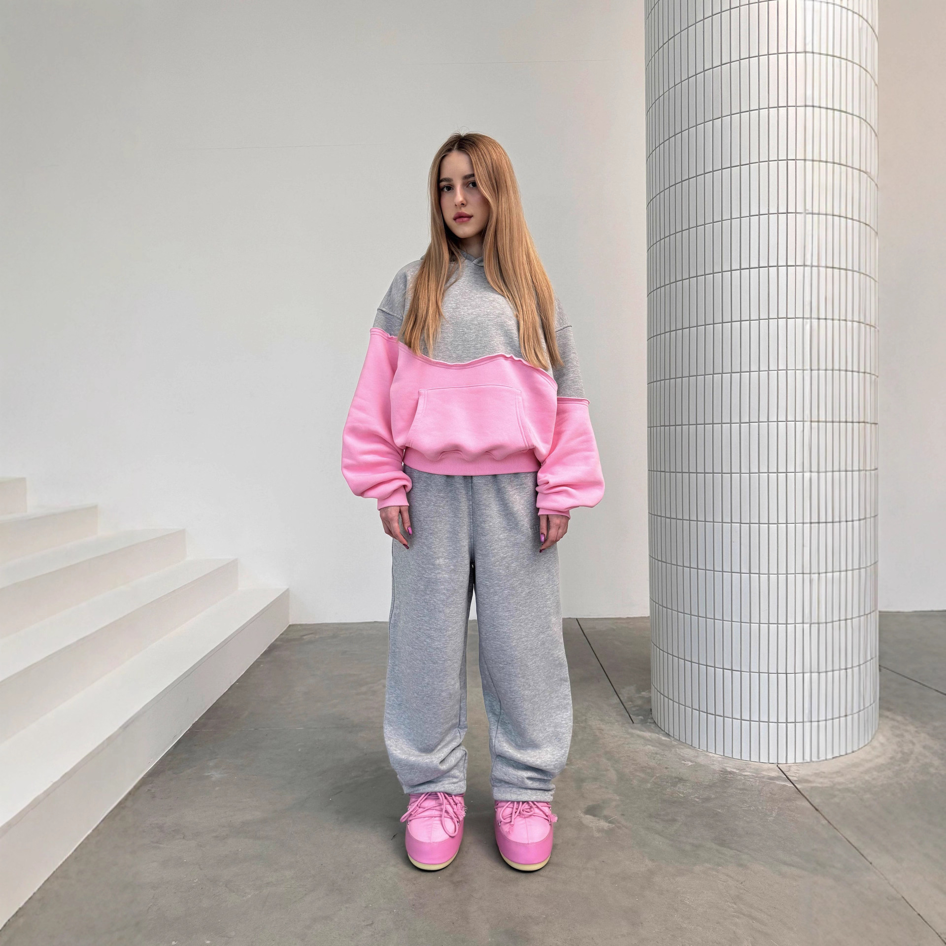 Women's Color-Block Hoodie and Jogger Two-Piece Set