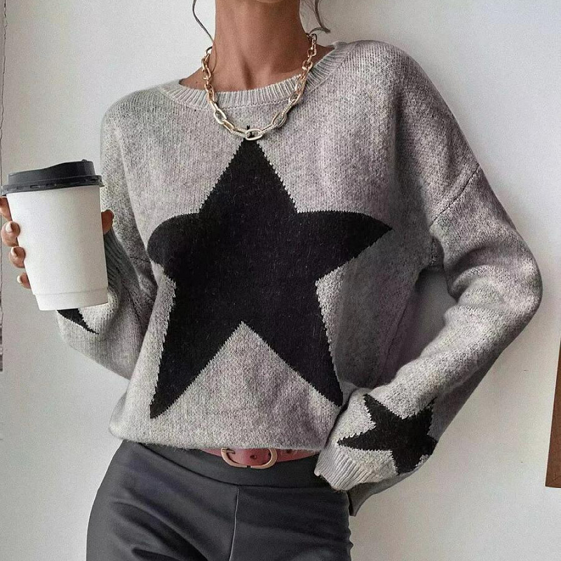 Women's Ribbed Knit Pullover Sweater with Star Pattern