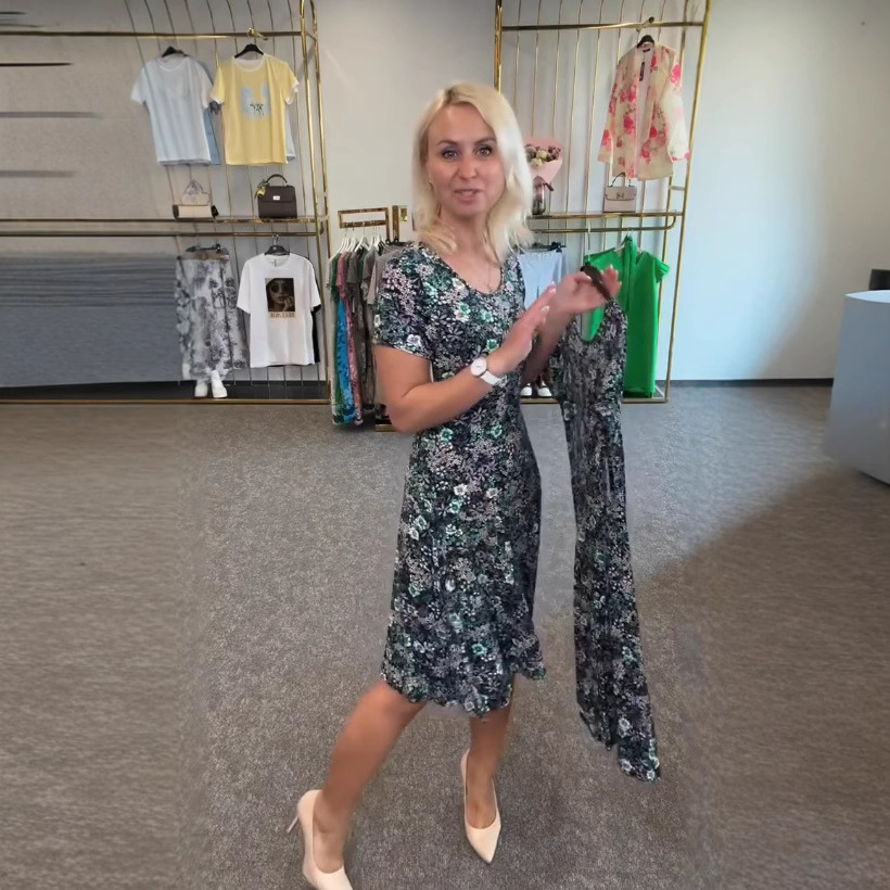 Women's Summer Floral Print A-Line Midi Dress with V-Neck and Short Sleeves