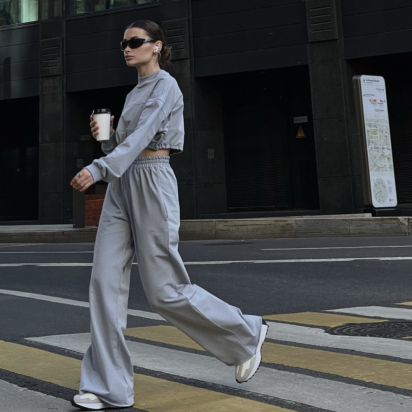Women's Long Sleeve Drawstring Two-Piece Sweatsuit Set