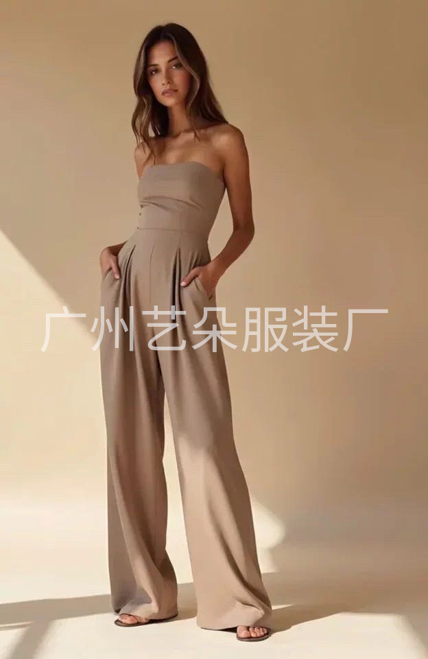 Women's Sleeveless Open-Back Ruched Slim-Fit Jumpsuit