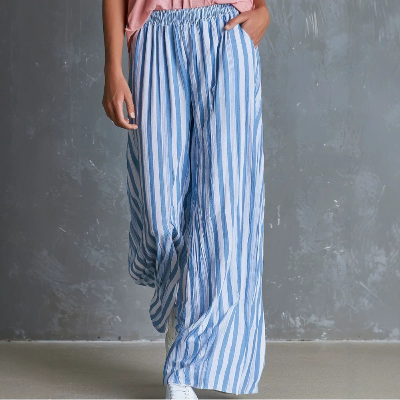 Retro Pink V-Neck Short-Sleeve T-Shirt and Blue Striped Pants Set