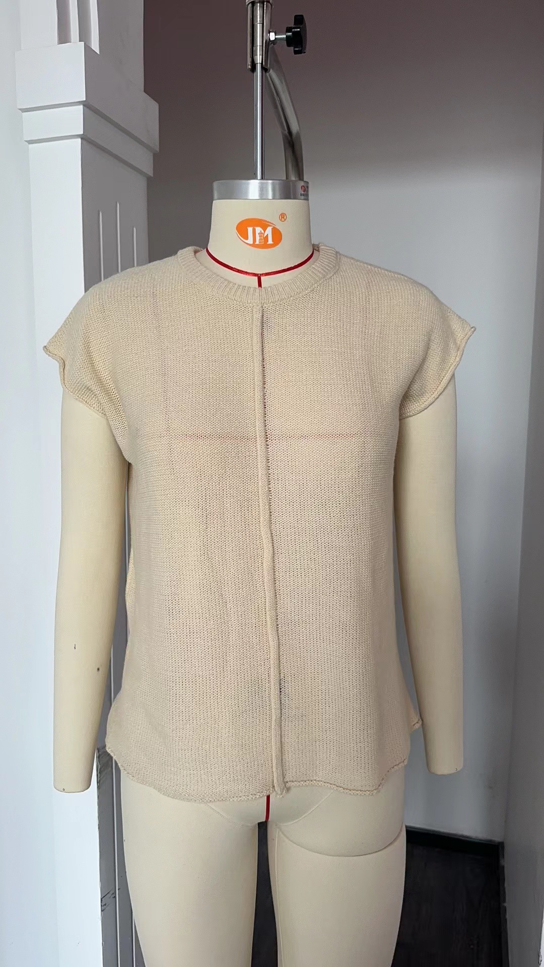 Women's Round Neck Chunky Knit Sweater