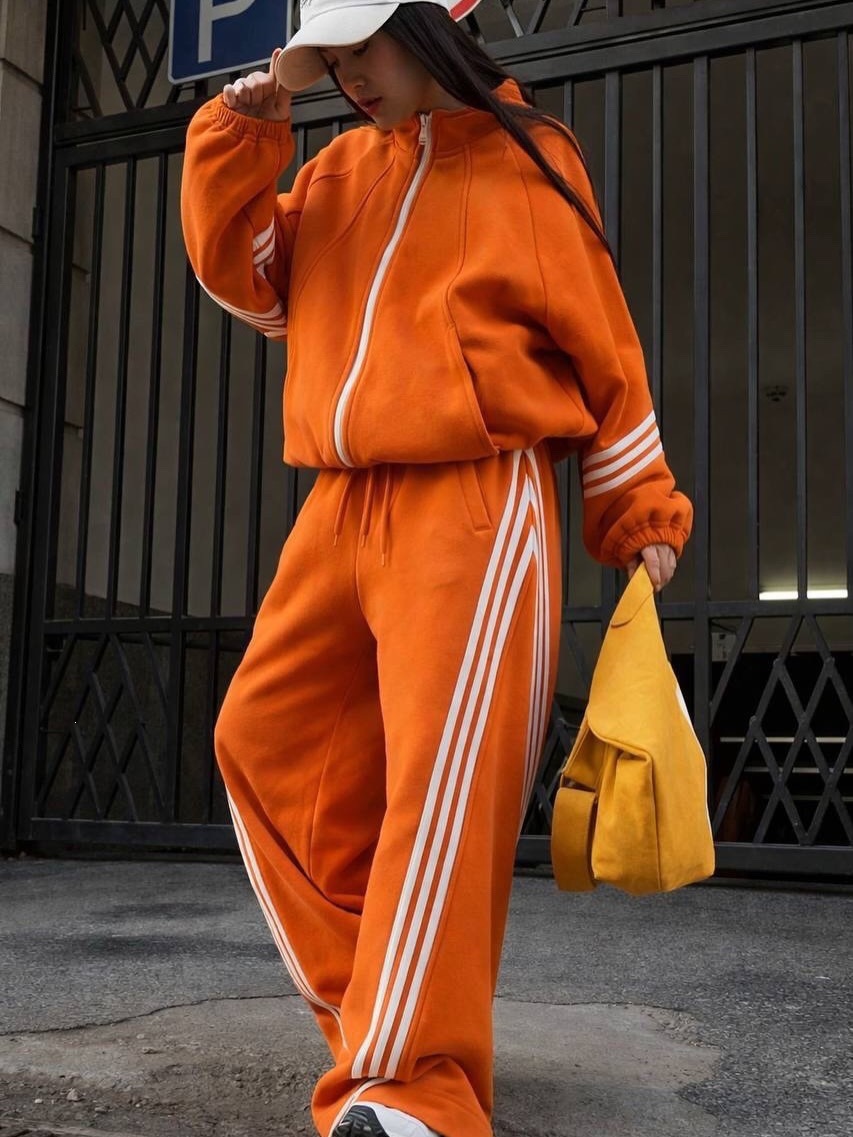 Color-Block Zip-Up Hooded Tracksuit with Classic 3-Stripe Two-Piece Set