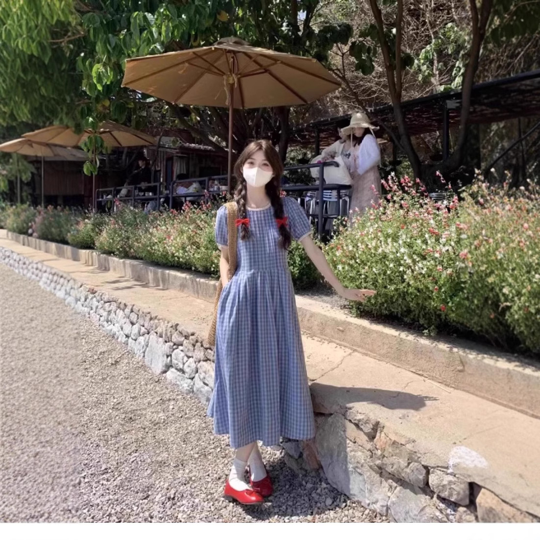 Women's Black Long Dress French Style Fitted Waist Bubble Sleeve