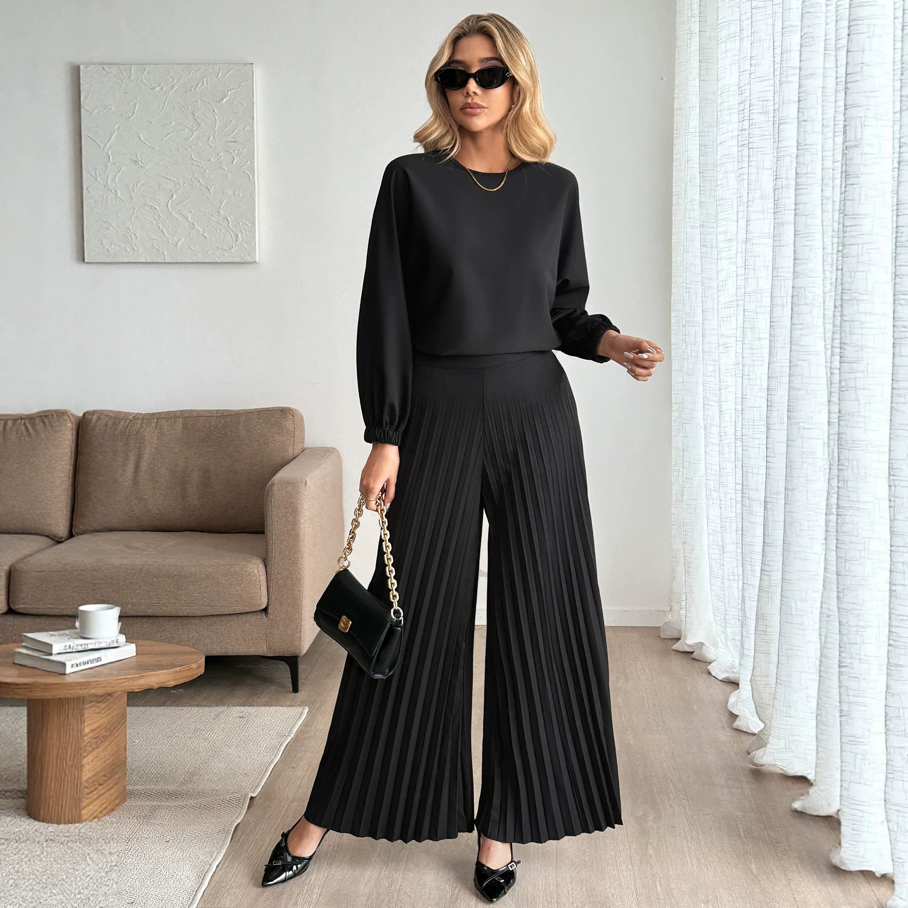 Women's Elegant Crewneck Long-Sleeve Top and High-Waist Pleated Pants Two-Piece Set