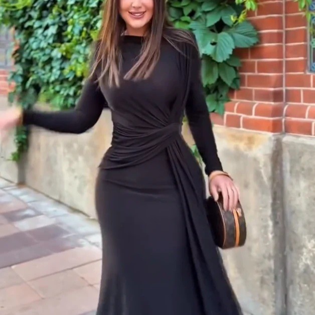 Women's Long Sleeve Crew Neck Solid Color Slim Fit Knot Long Dress