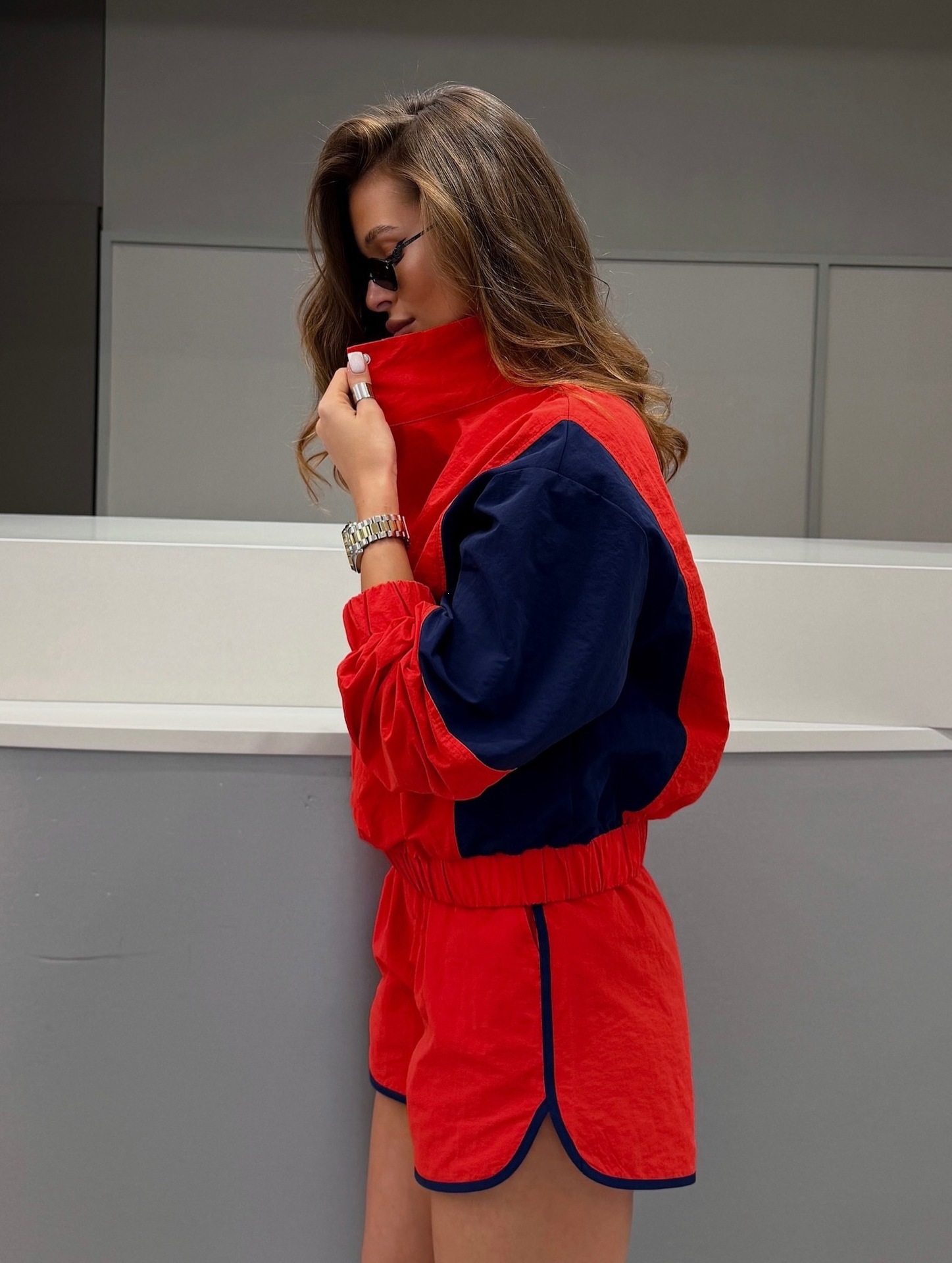 Colorblock Two-Piece Lightweight Stand Collar Drawstring Jacket and Elastic Waist Shorts Set