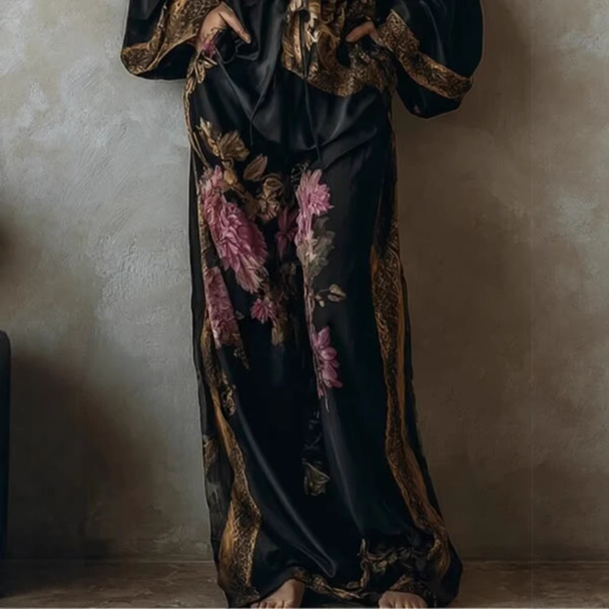 Women's Vintage Floral Print Deep V-Neck Lace-Up Top and Wide-Leg Pants Two-Piece Set