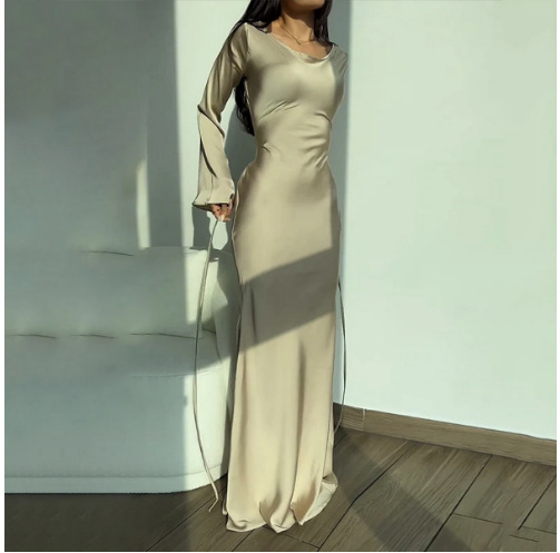 Women's Round Neck Long Sleeve Tie Waist Solid Color Maxi Dress
