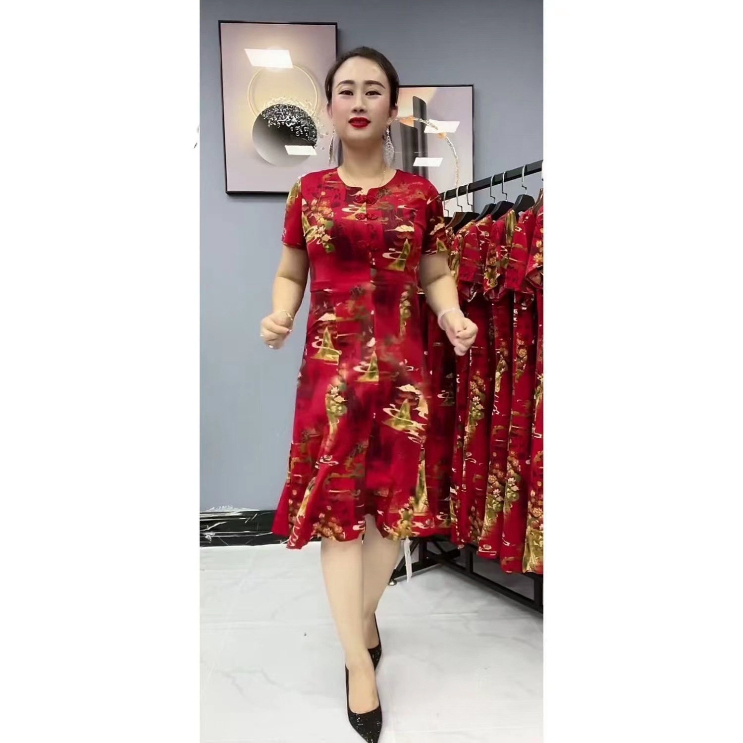Elegant Floral Print A-Line Midi Dress with Button Neck Short Sleeves
