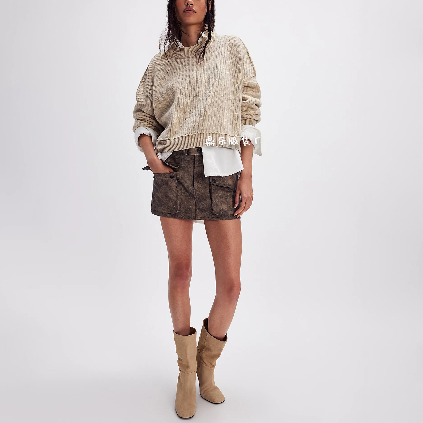 Butterfly Jacquard Crewneck Cropped Knit Sweater