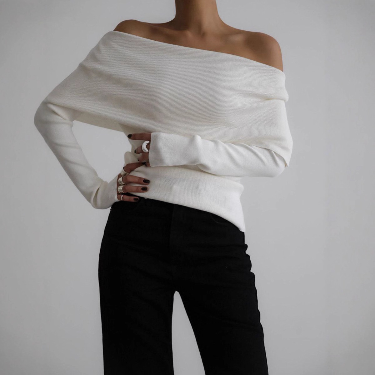 Women's Off-Shoulder Long-Sleeve Knit Top Slim Fit
