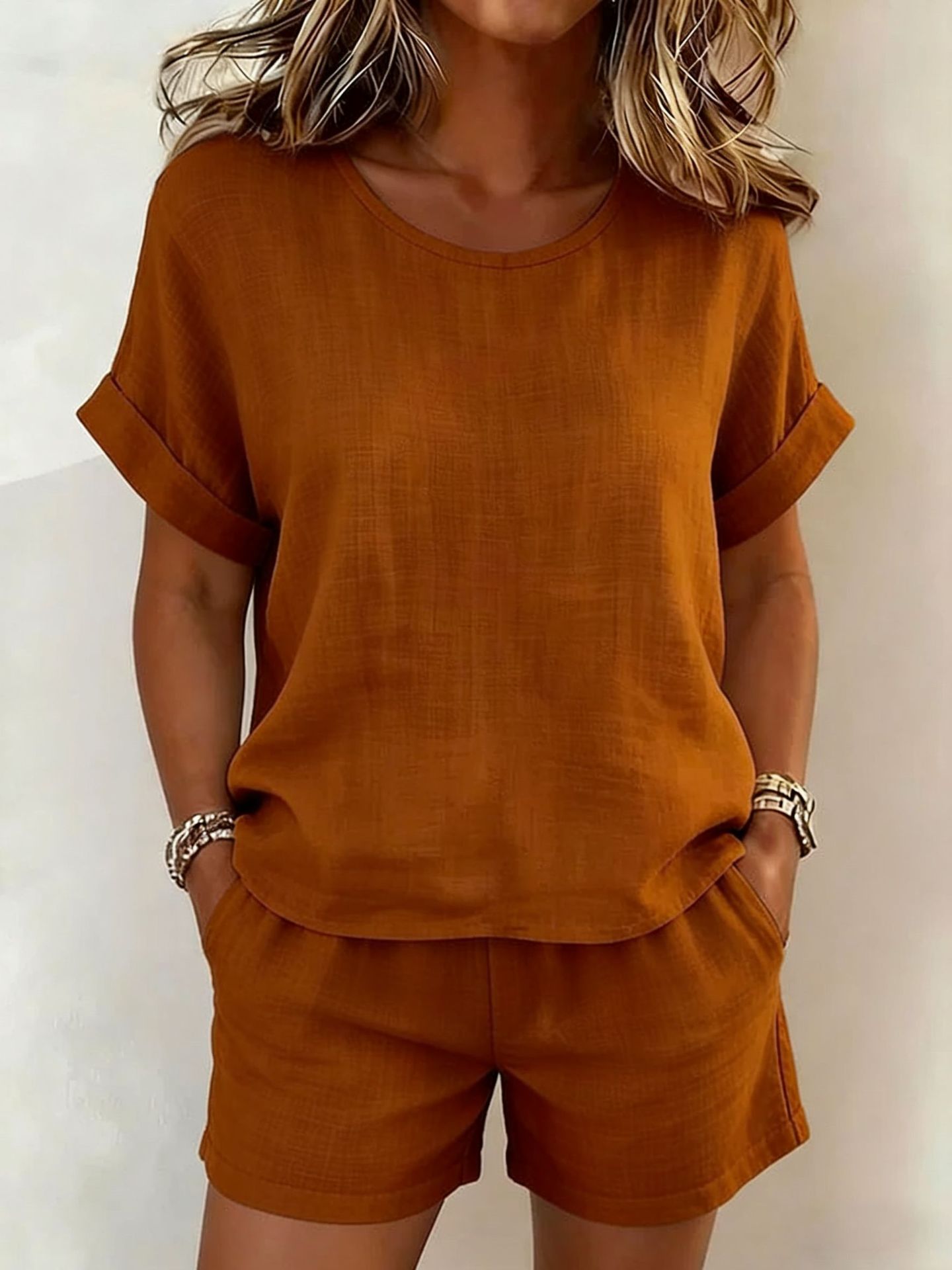 Women's Solid Color Crew Neck Short Sleeve Top and Shorts Two-Piece Set