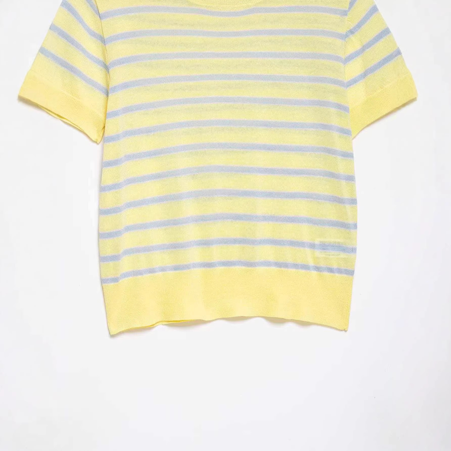 Women's Yellow & Blue Striped Knit Top Crew Neck Short Sleeve Relaxed Fit
