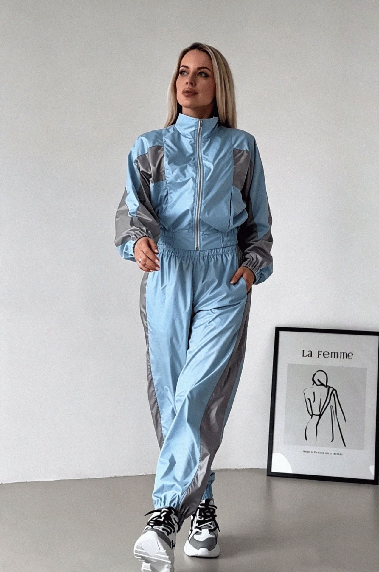 Colorblock Two-Piece Set: Cropped Zip Jacket & Jogger Pants