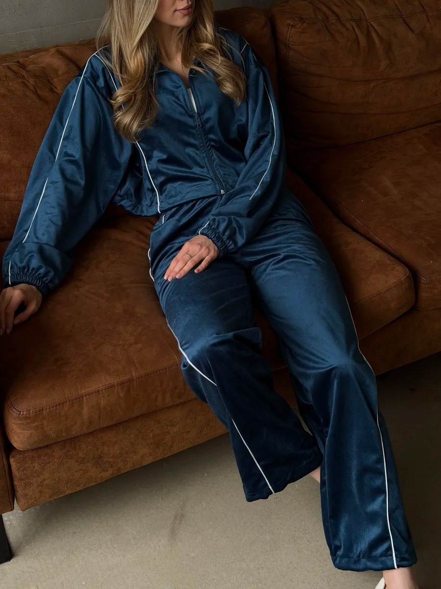 Velvet Color-Block Crop Top & Low-Rise Straight-Leg Pants Set