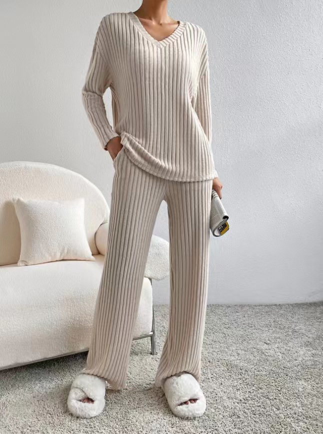 Women's Two-Piece Ribbed Knit Set V-Neck Top & Straight-Leg Pants