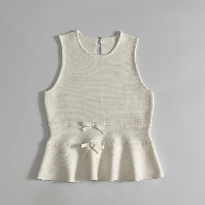 Women's Sleeveless Knit Top with Bow Detail