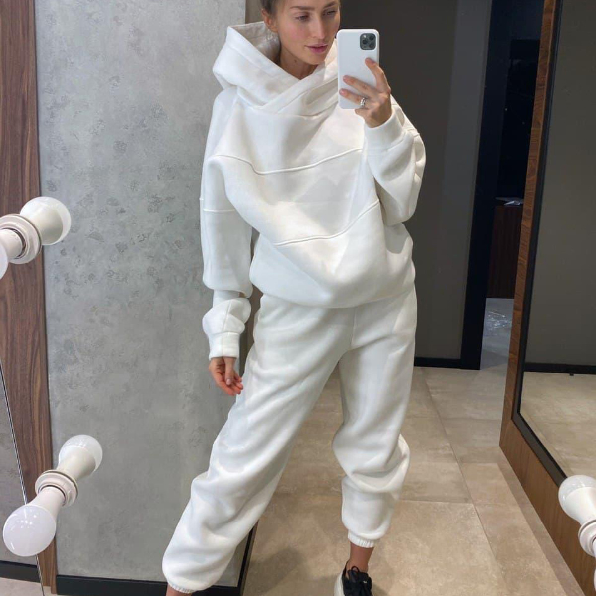 Women's Two-Piece Hoodie and Pants Tracksuit Set