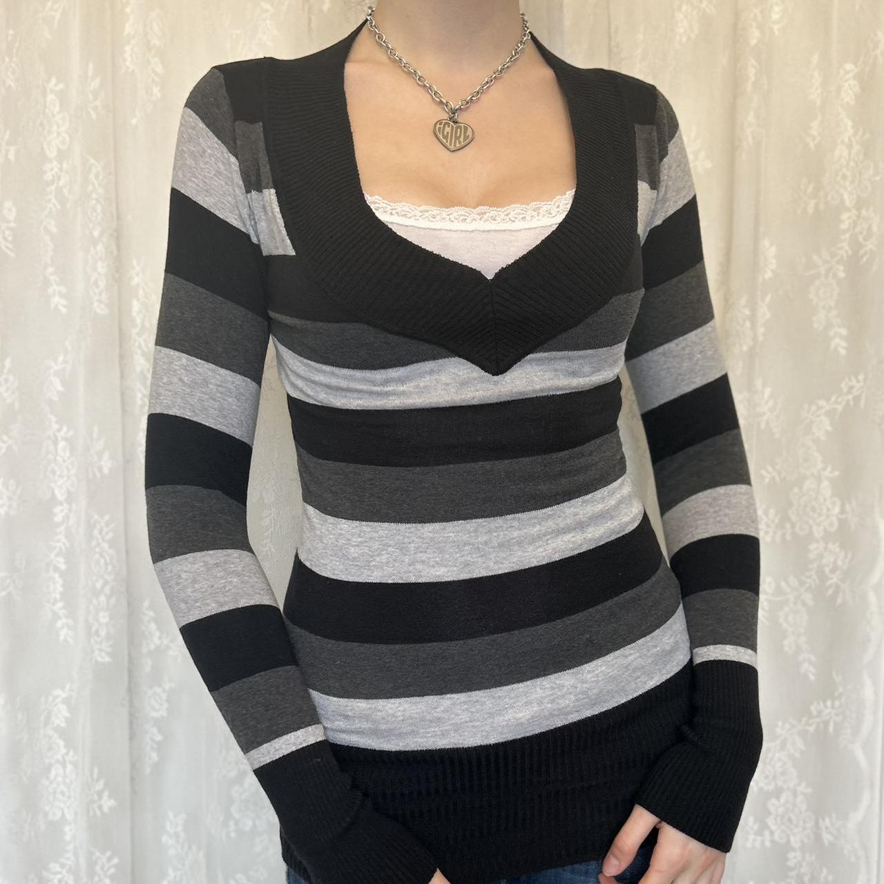V-Neck Long-Sleeve Colorblock Striped Slim Knit Top