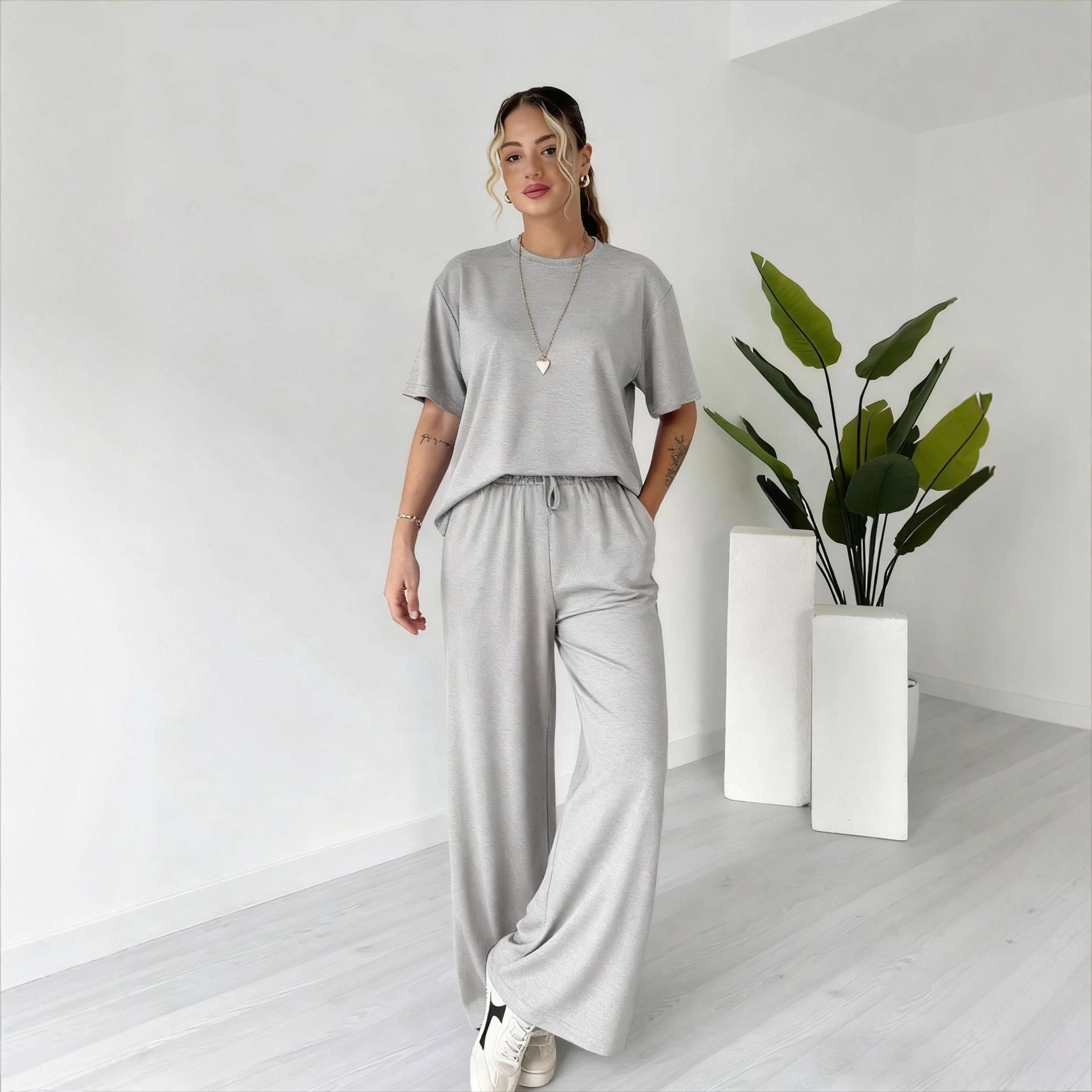 Women's Solid Color Two-Piece Pants Set with Short Sleeve Top and Long Pants