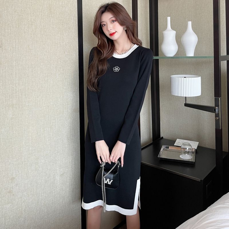 Women's Knit Round Neck Little Black Dress Slim Fit Long Split Hem