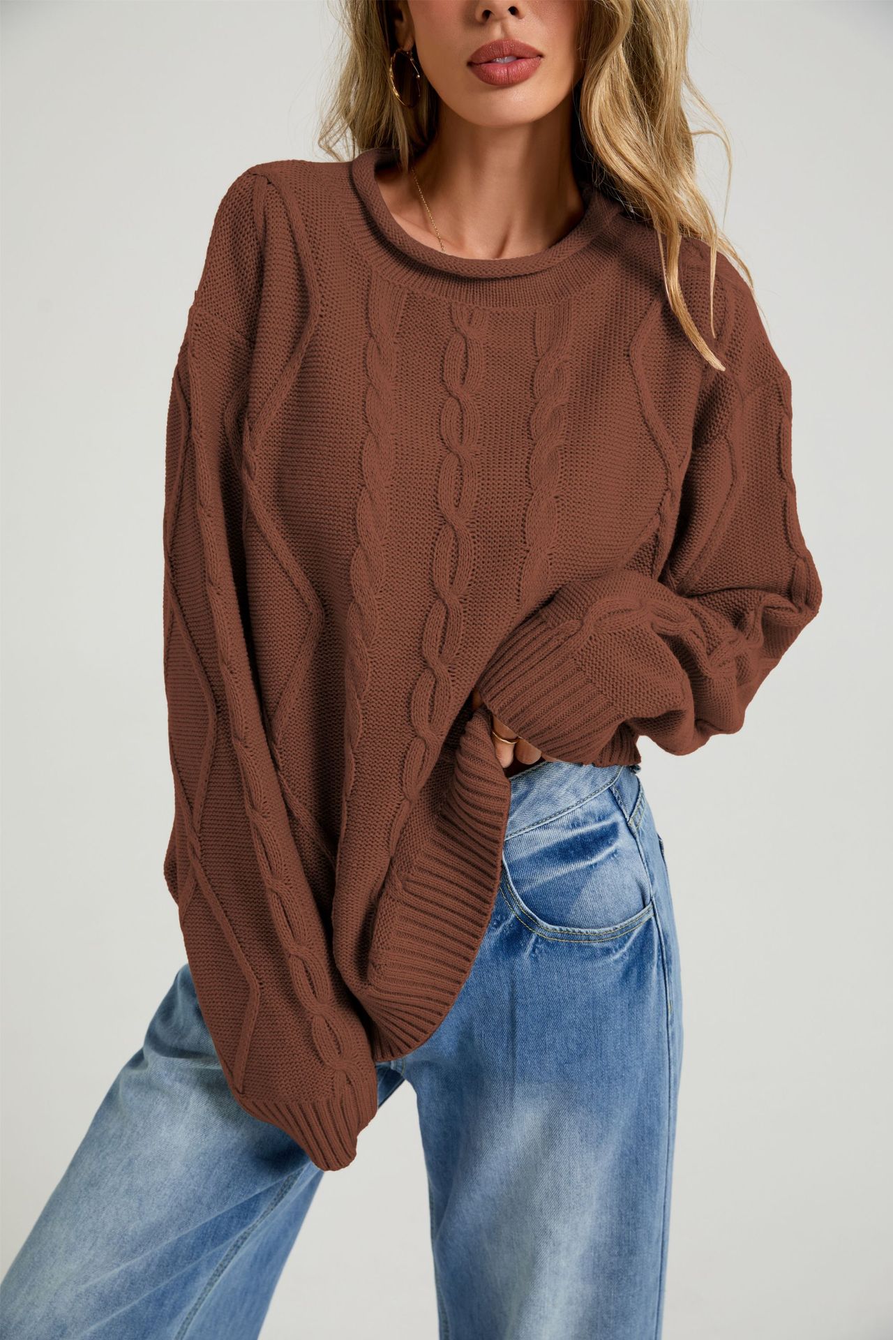 Women's Loose Crewneck Cable Knit Sweater