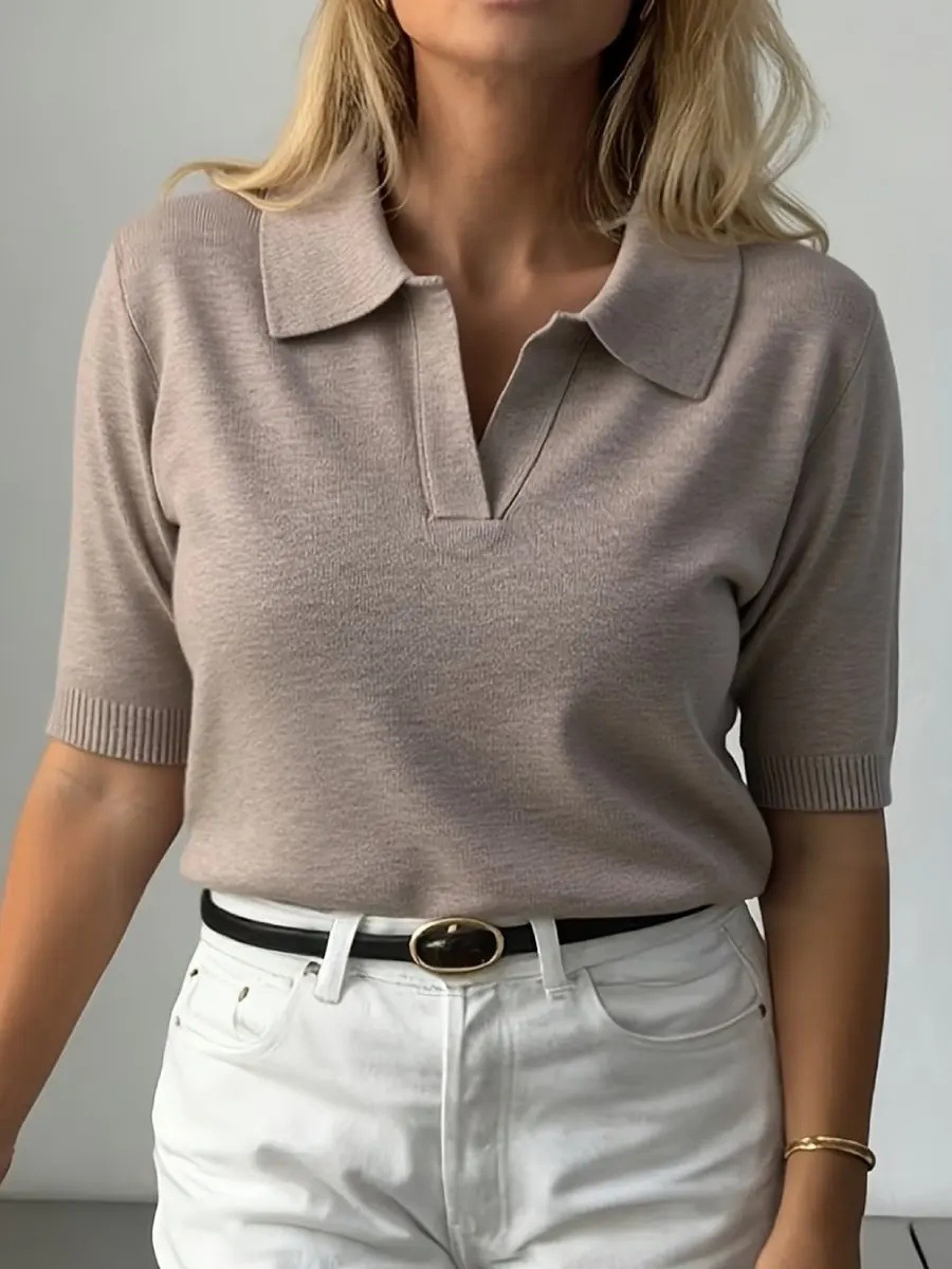 Women's Solid Knit T-Shirt with Shirt Collar and 3D Pattern
