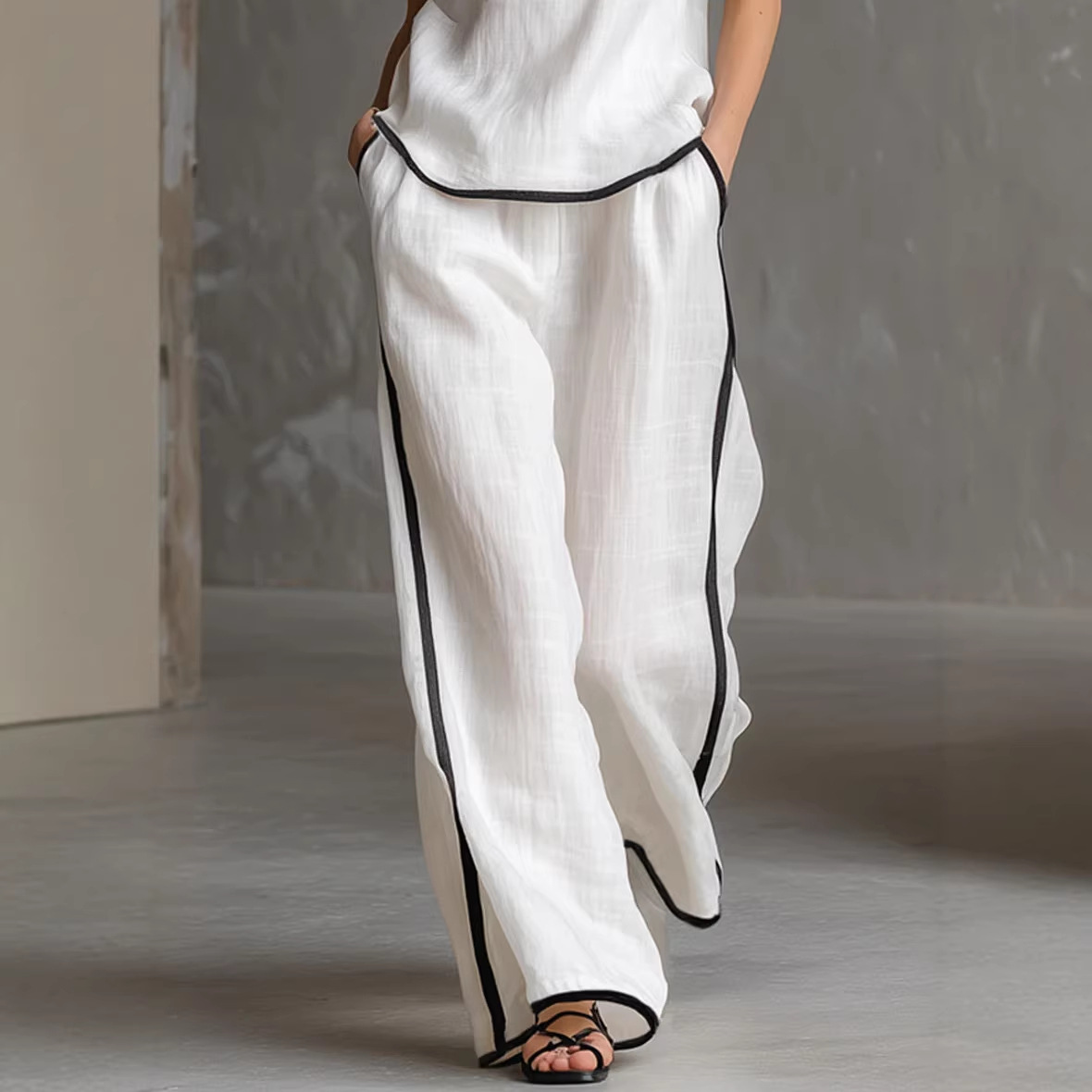 Sleeveless V-Neck Colorblock Top & Wide-Leg Pants Set