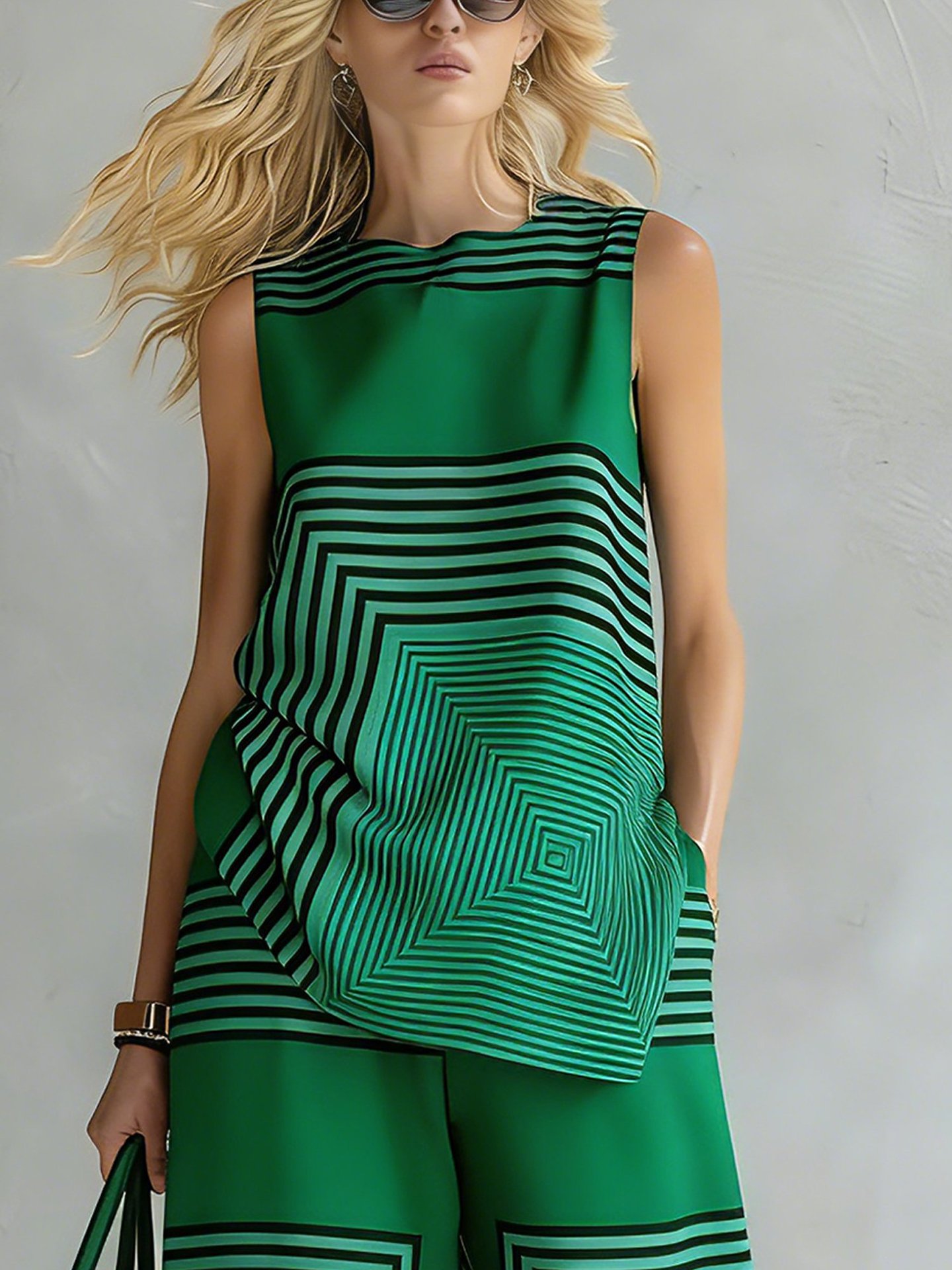 Striped Sleeveless Round Neck Top and Pants Set
