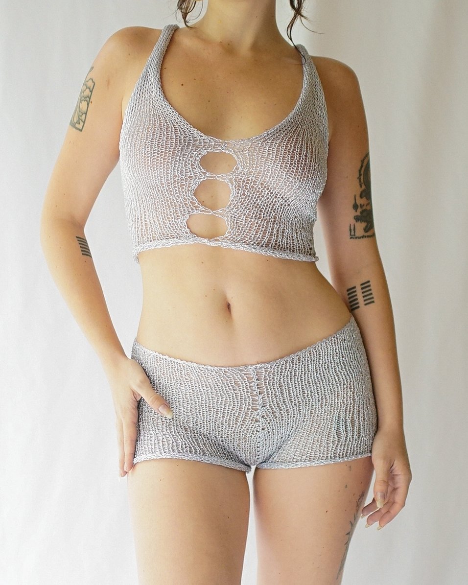 Women's Sexy Sleeveless Hollow Out Crop Top and Shorts Knit Set