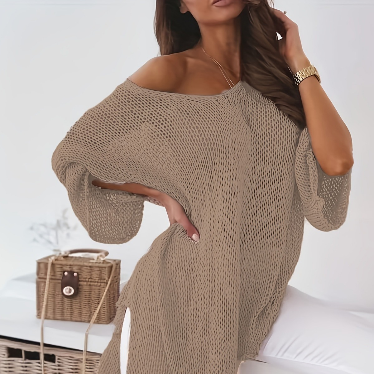 Women's Plus Size V-Neck Flared Sleeve Midi Sweater