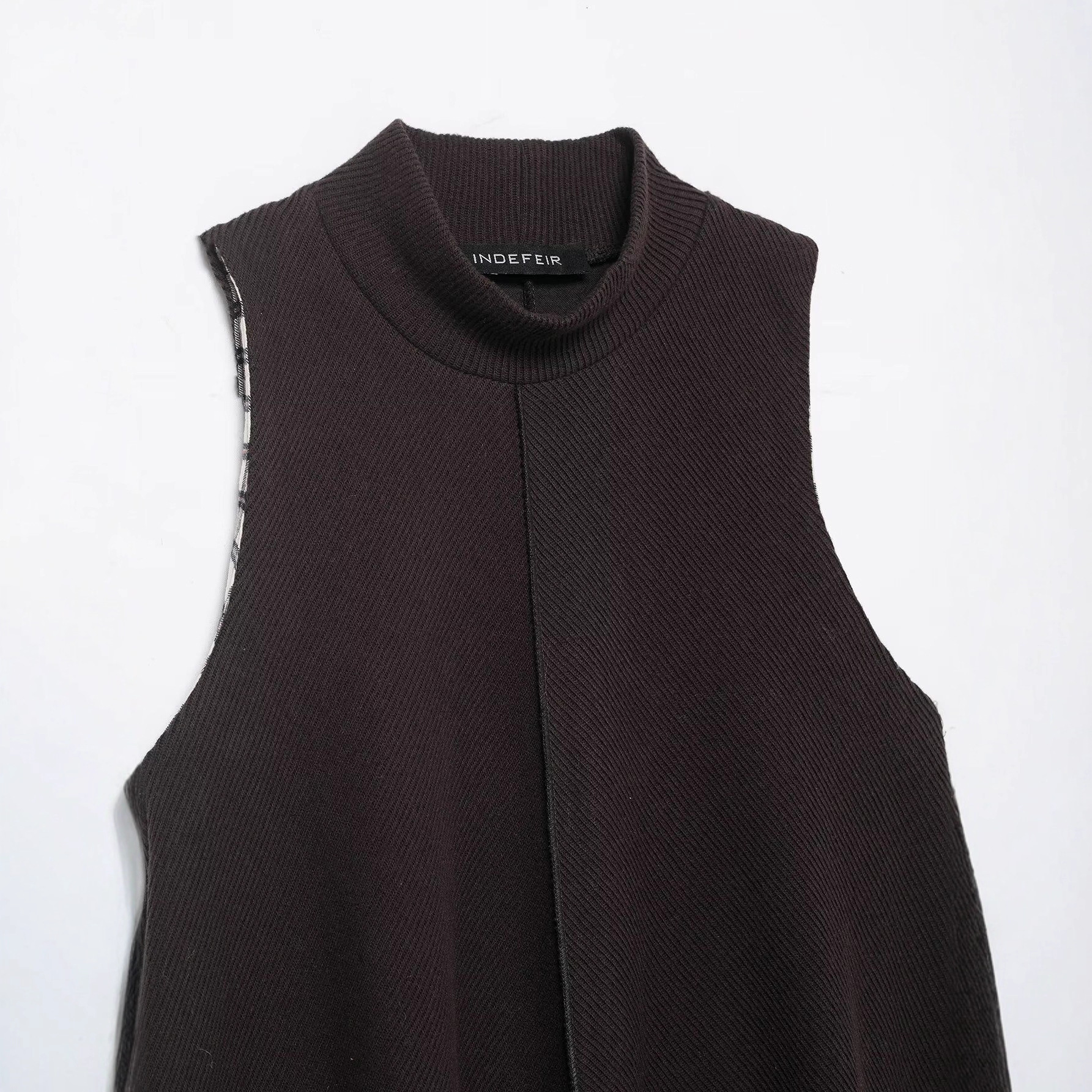 Women's Sleeveless Plaid Knit Sweater Dress