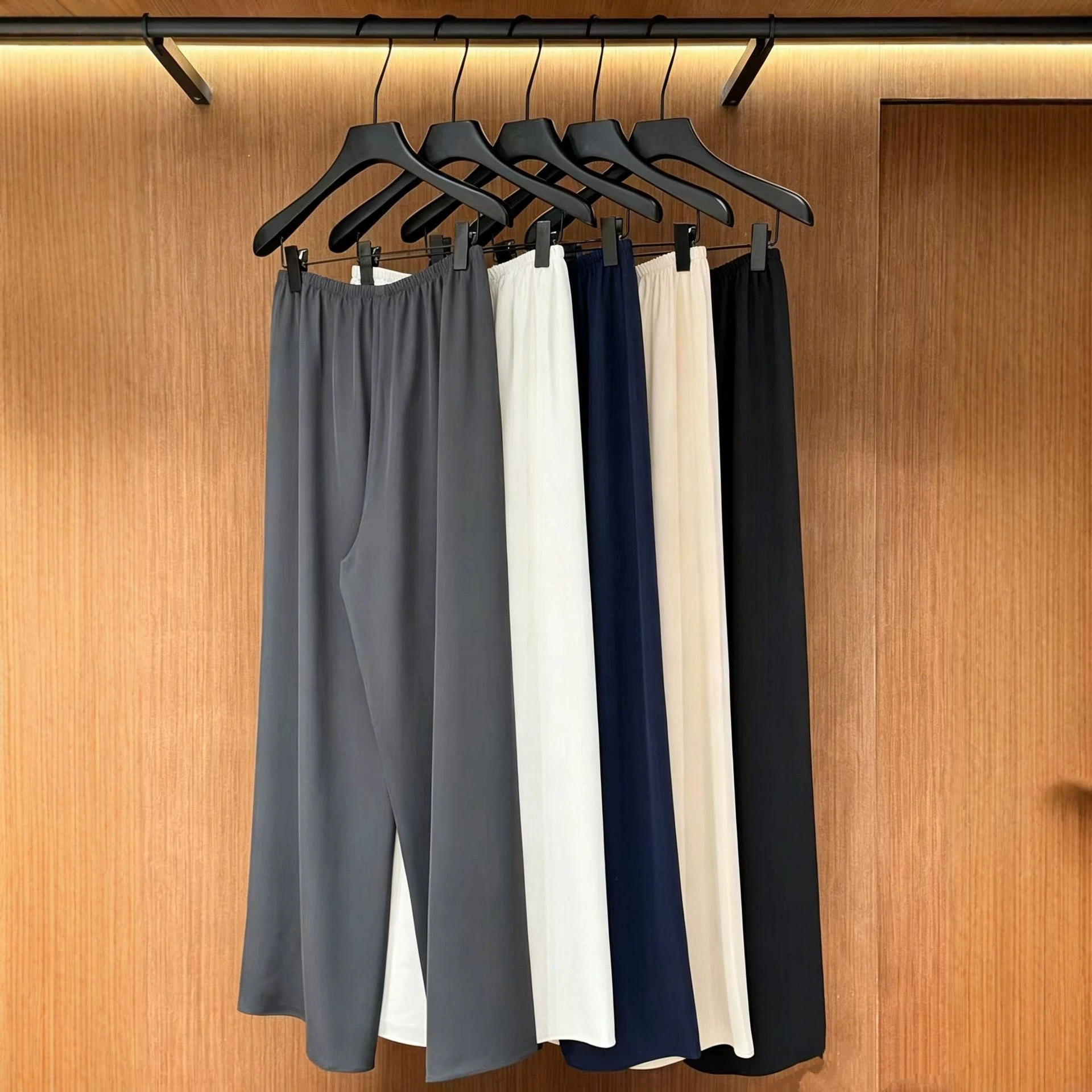 Women's Textured Twill Wide-Leg Casual Pants with Drape