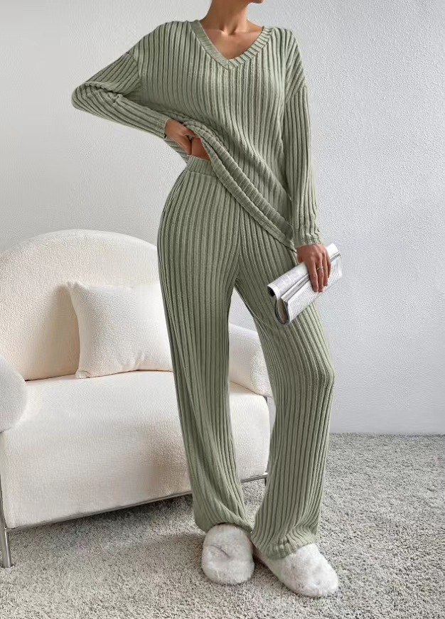 Women's Two-Piece Ribbed Knit Set V-Neck Top & Straight-Leg Pants