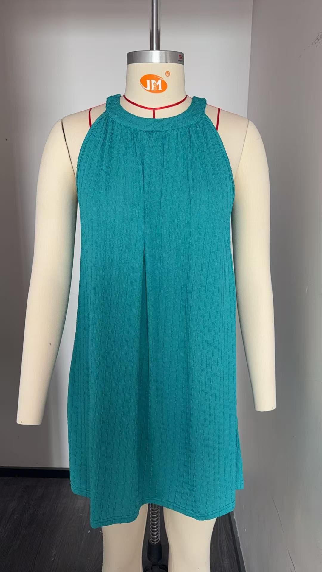 Women's Solid Color Halter Neck Sleeveless A-Line Midi Dress Loose Fit