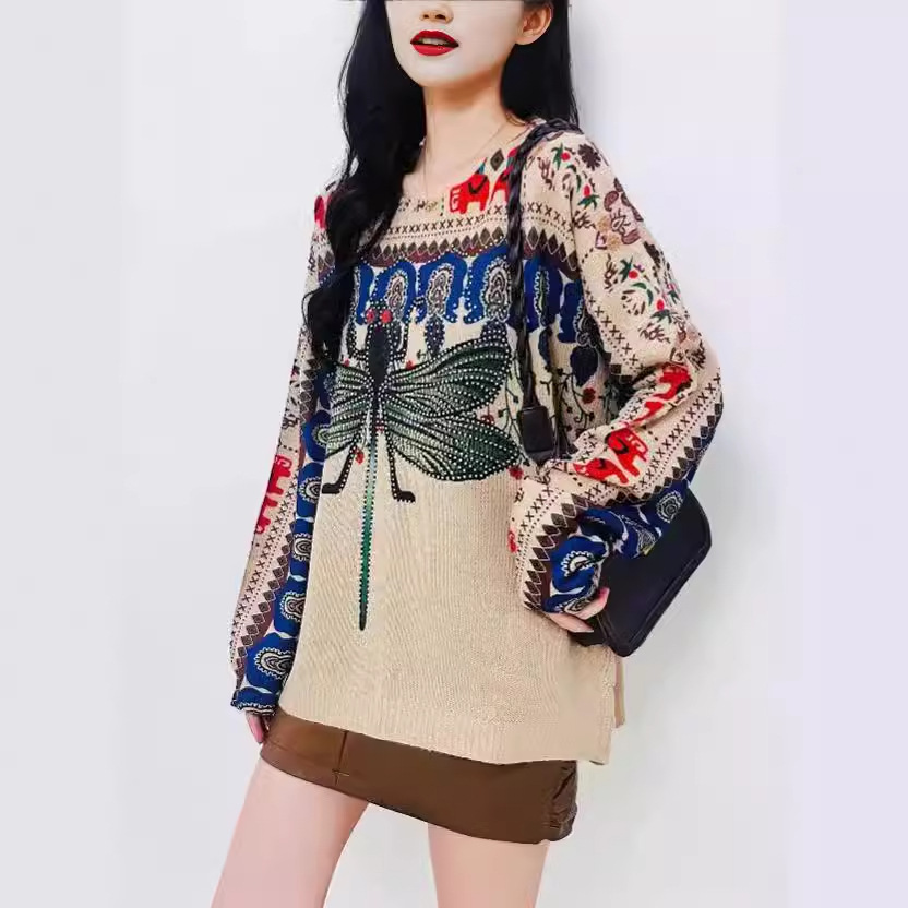 Women's Loose Knit Sweater with Rhinestone Sequin Dragonfly Print