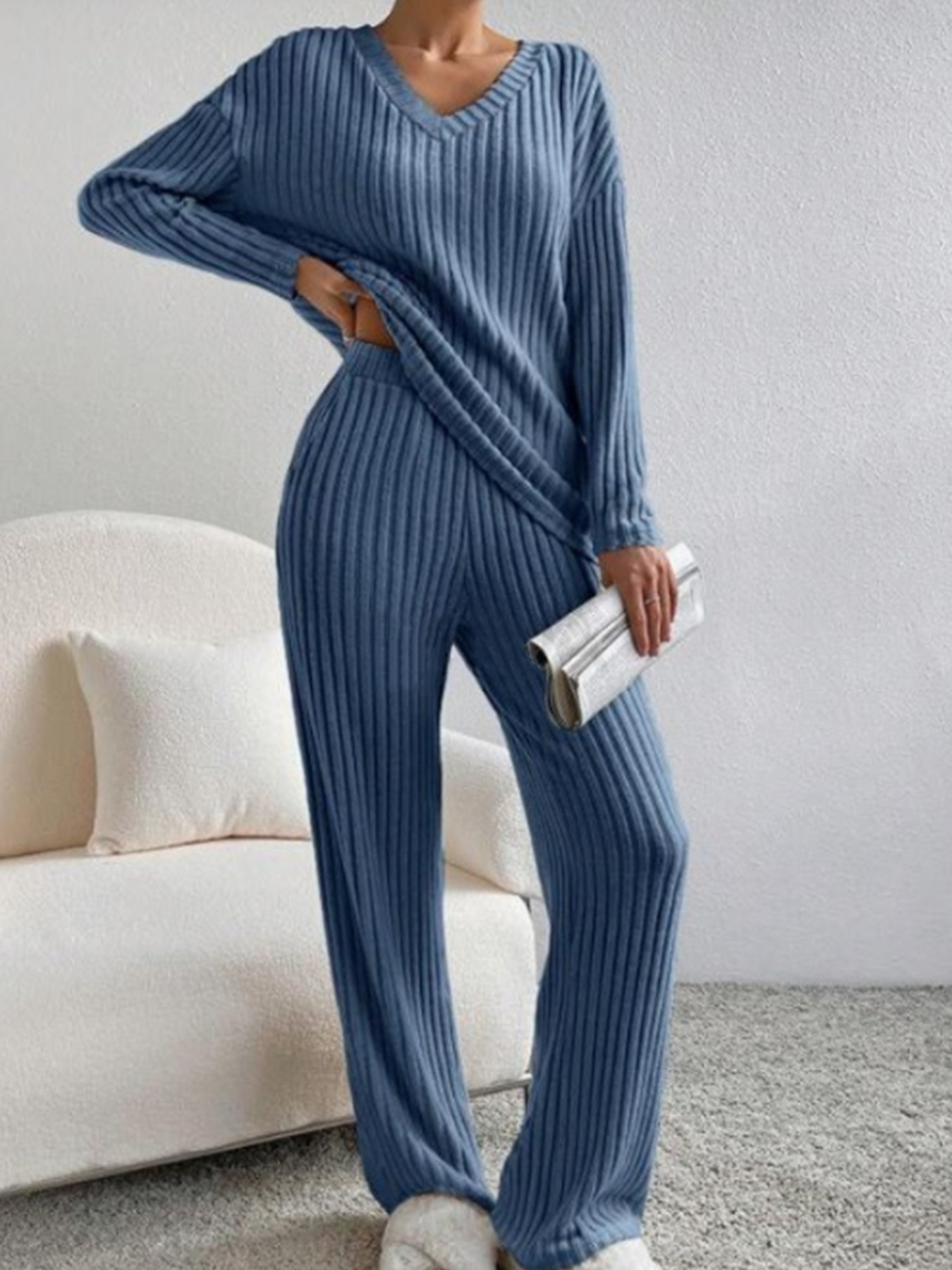 Women's Two-Piece Ribbed Knit V-Neck Top & Straight-Leg Pants Set