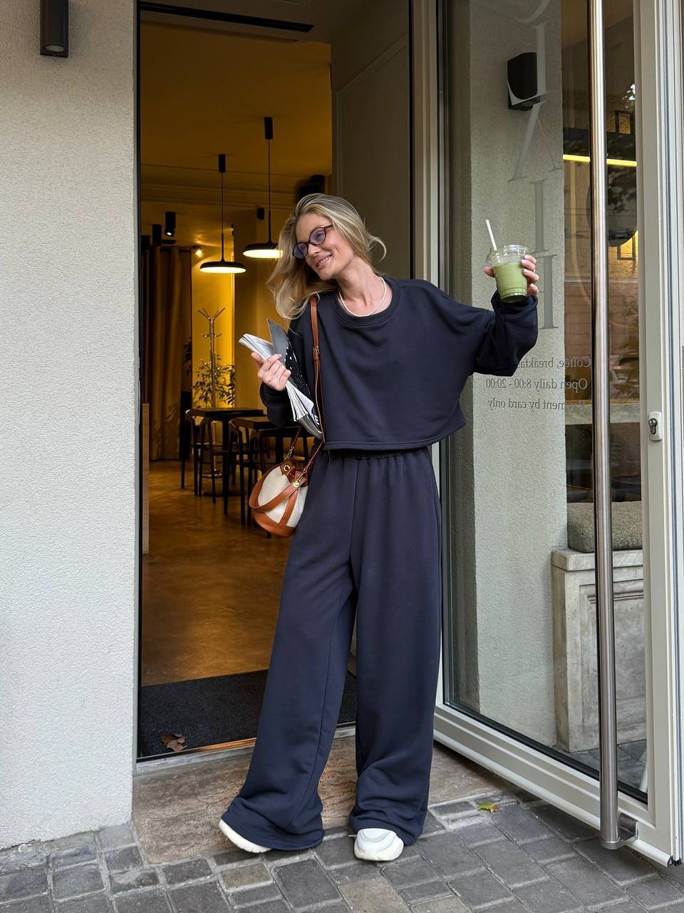 Women's Solid Color Long Sleeve Crew Neck Loose Top and Elastic Wide Leg Pants Two-Piece Set