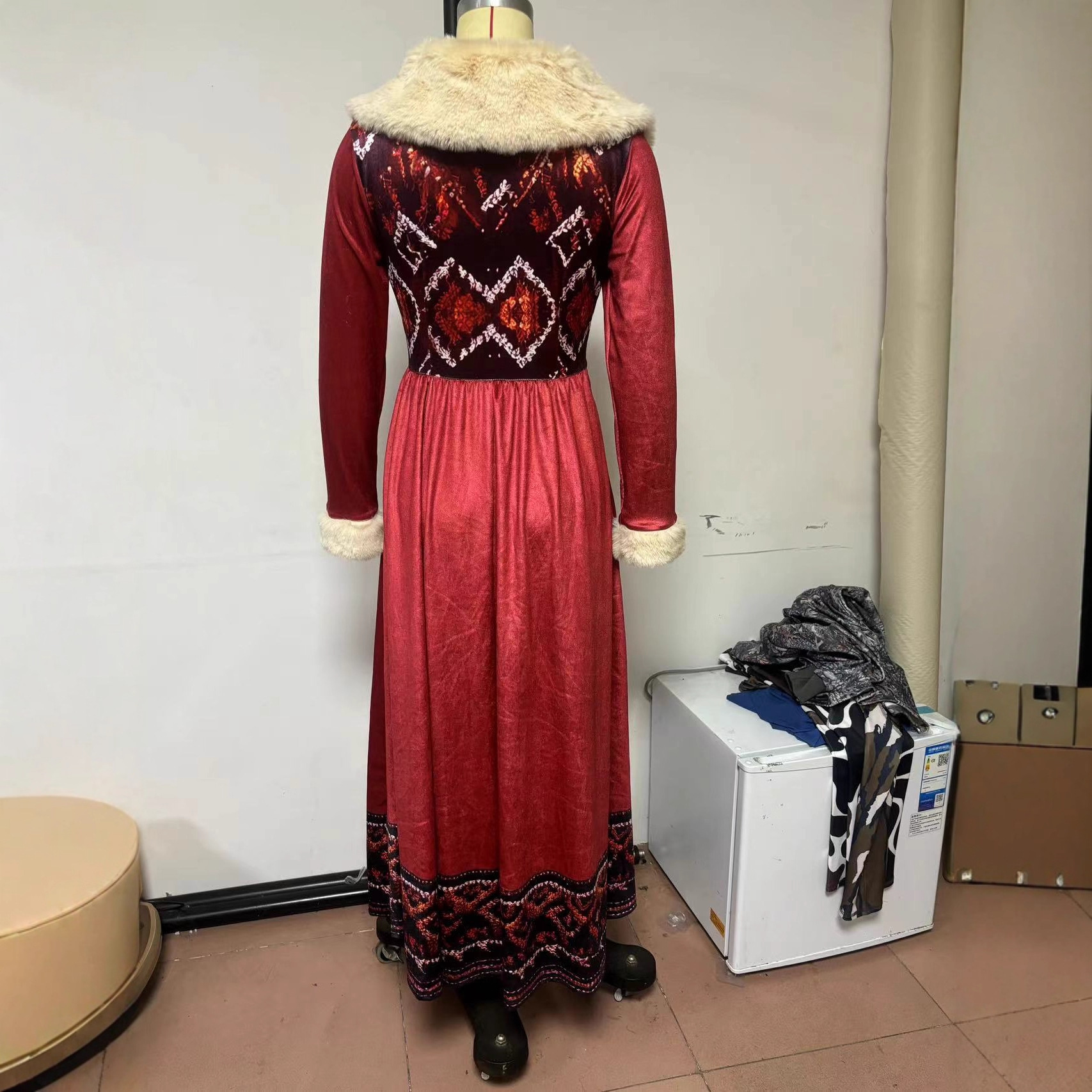 Women's Long Sleeve Digital Print Faux Fur Collar Fleece Long Padded Dress