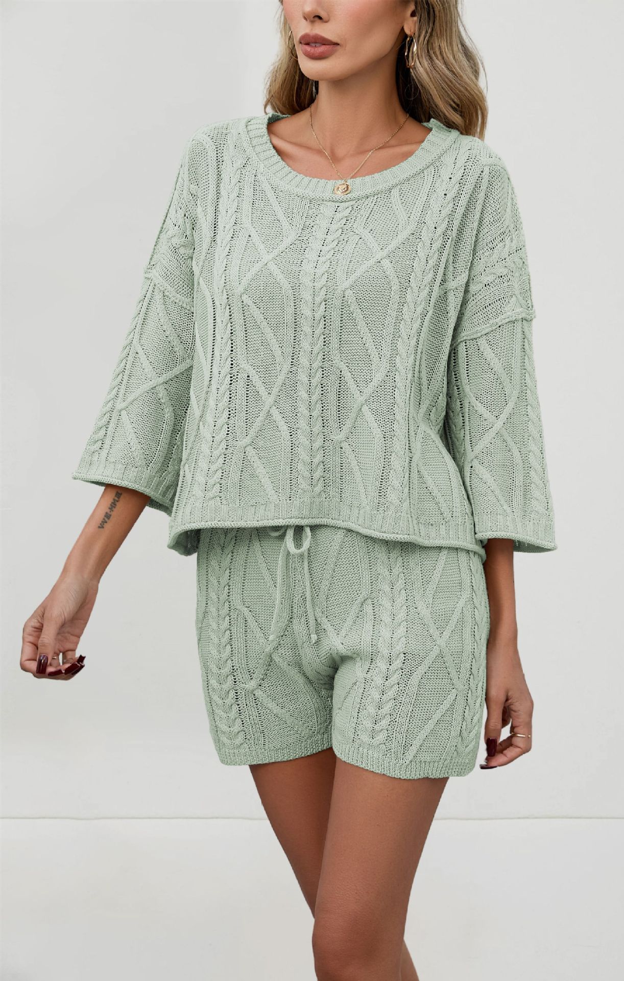 Cable-Knit Solid Color Crewneck Sweater and Shorts Set