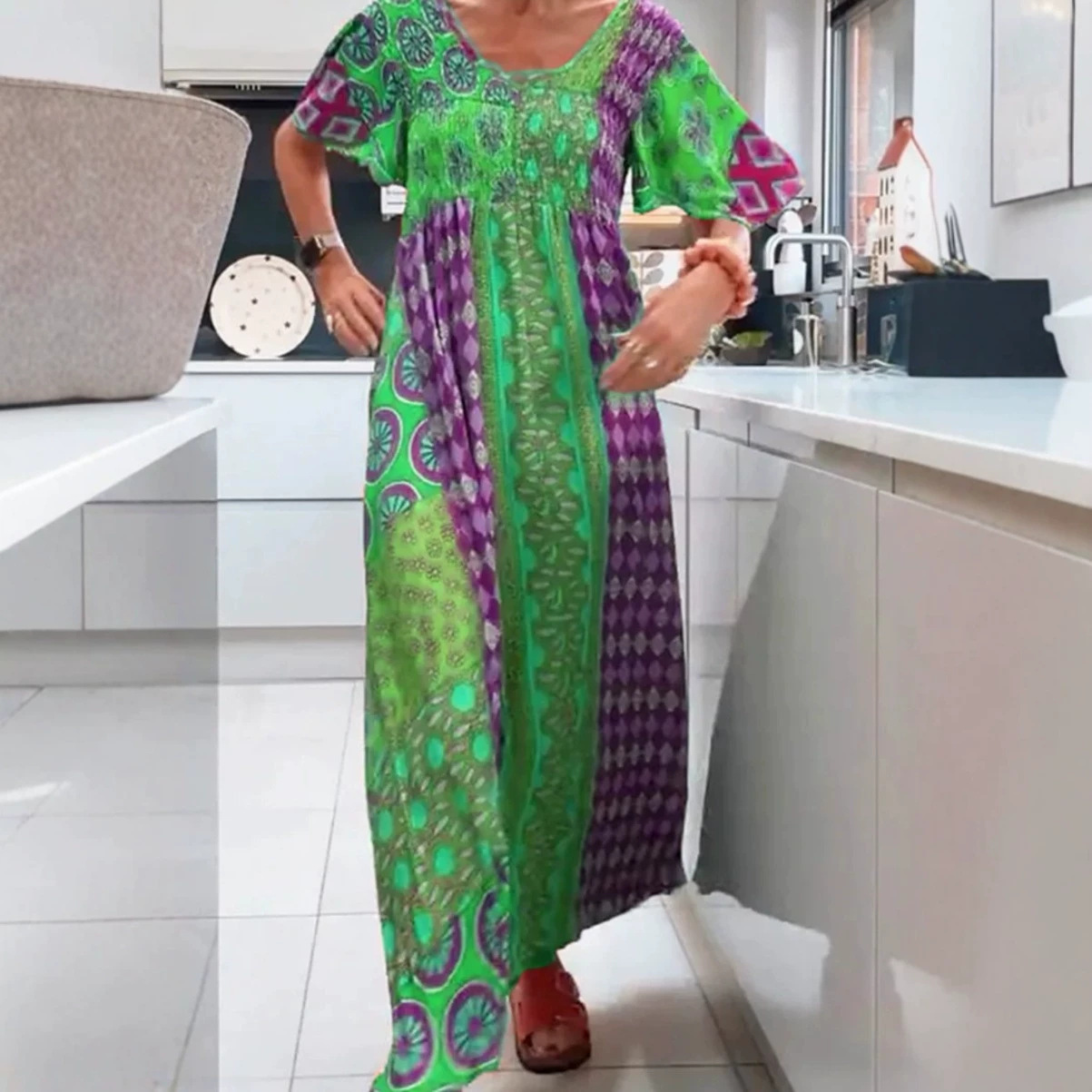 Women's Printed Round Neck Short Sleeve Elegant Dress