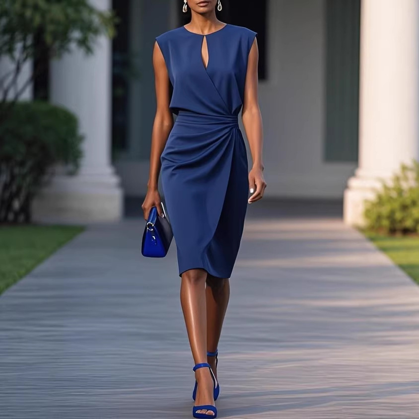 Elegant Cross-Front Knotted Cutout Round-Neck Bodycon Dress