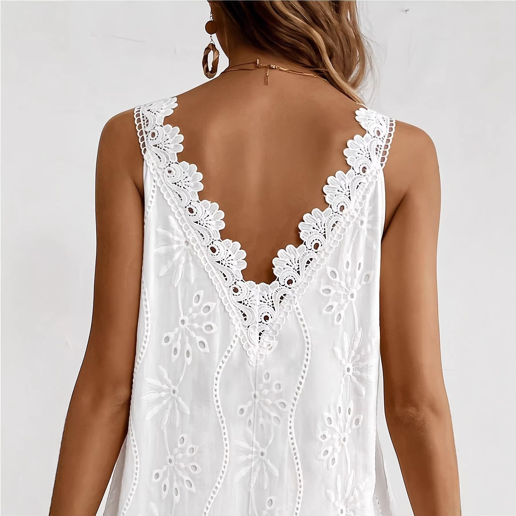 Elegant Sleeveless Solid Midi Dress