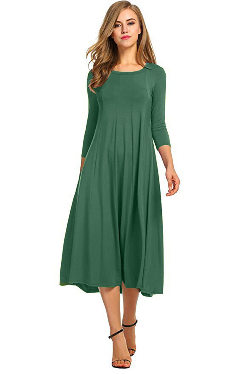 Women's Round Neck Pleated Maxi Dress with Flared Skirt